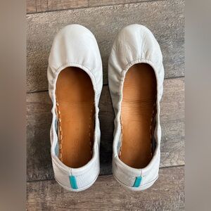 Feather Grey Tieks Size 9
